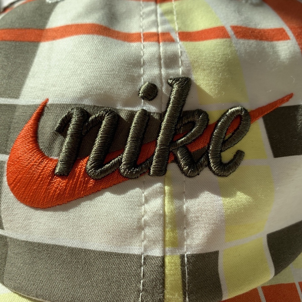 Embroidered original Nike golf hat 🧢